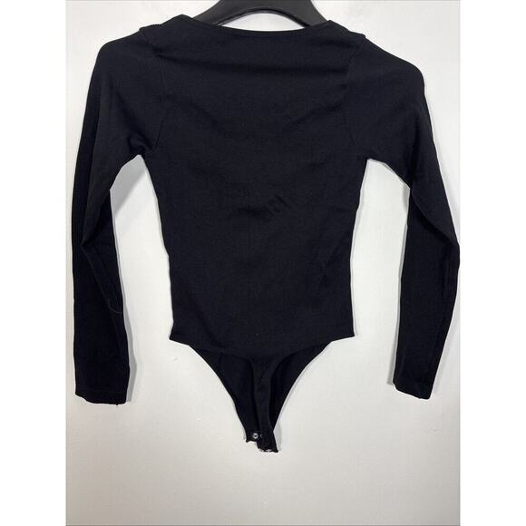 Aura Ribbed Knit Bodysuit Size M/L Black Twist Front V Neck Long Sleeve Layering - Picture 5 of 6